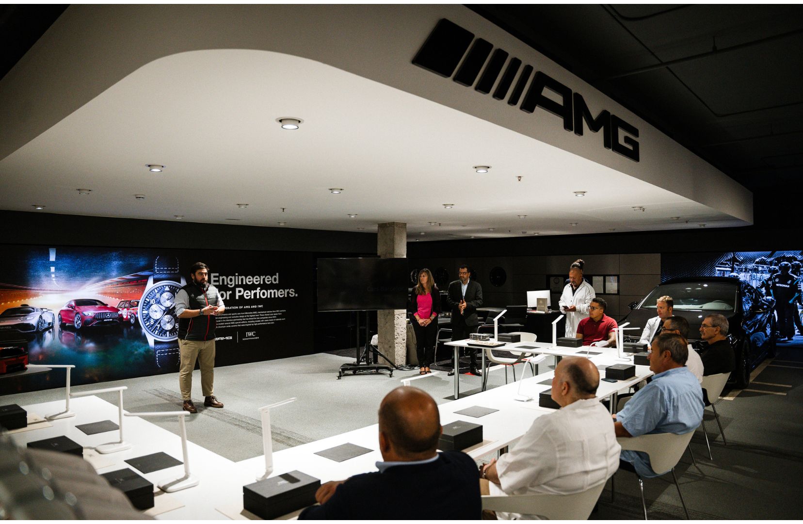 IWC y Mercedes AMG. Taller de relojería en Cars Barcelona